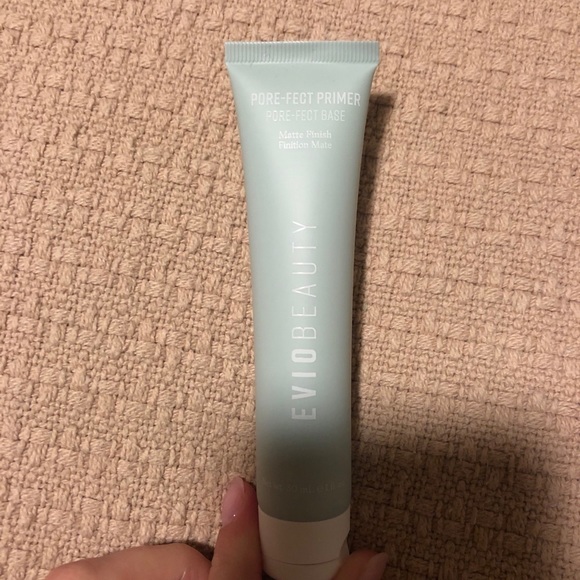 Evio Beauty Pore Perfecting Matte Primer NEW - Picture 1 of 2